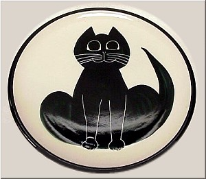 Pottery: Black Cat Serving Platter